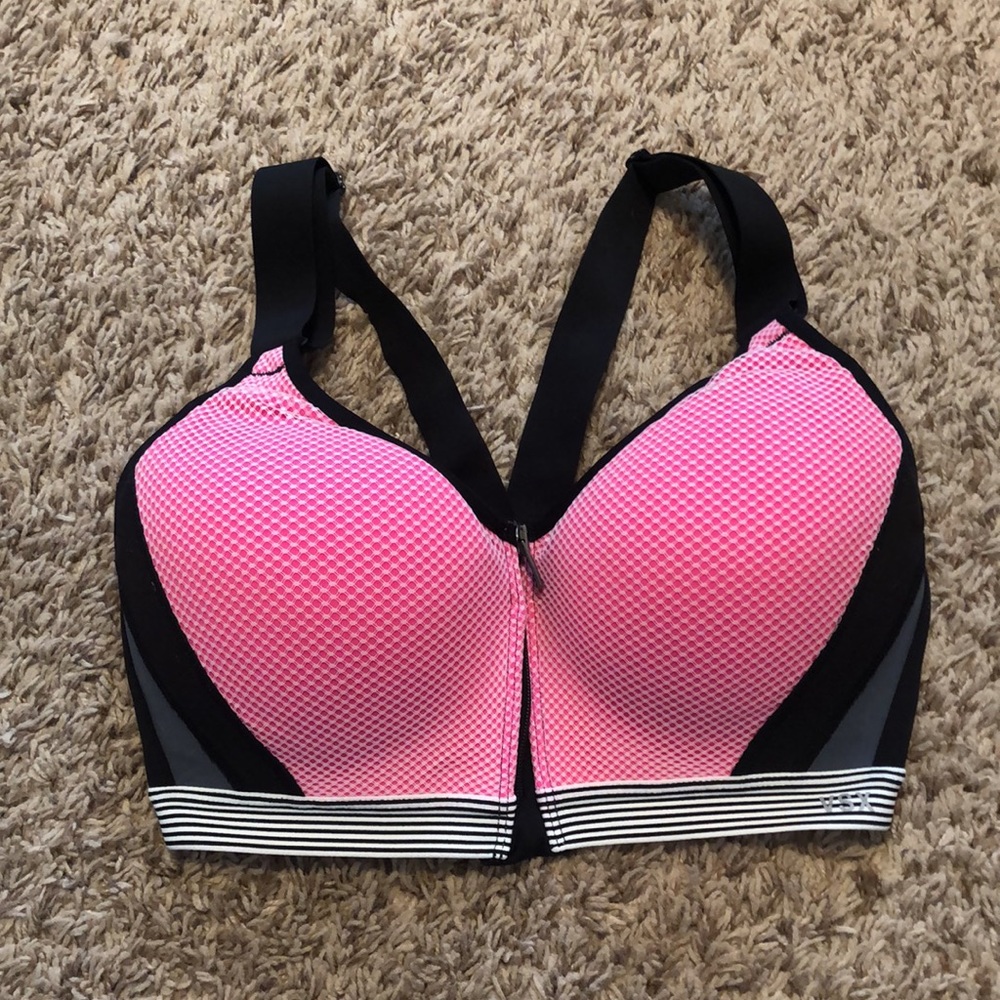 VS Sports Bra